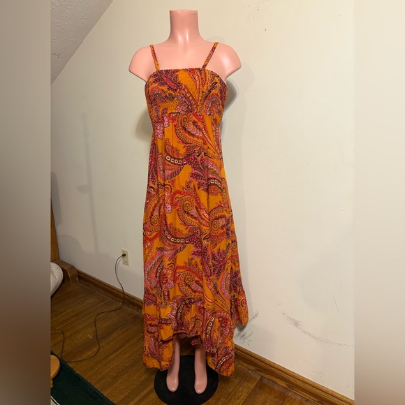EARTHBOUND Dresses & Skirts - Earthbound Trading Co. small bohemian-style dress orange and red paisley print‎